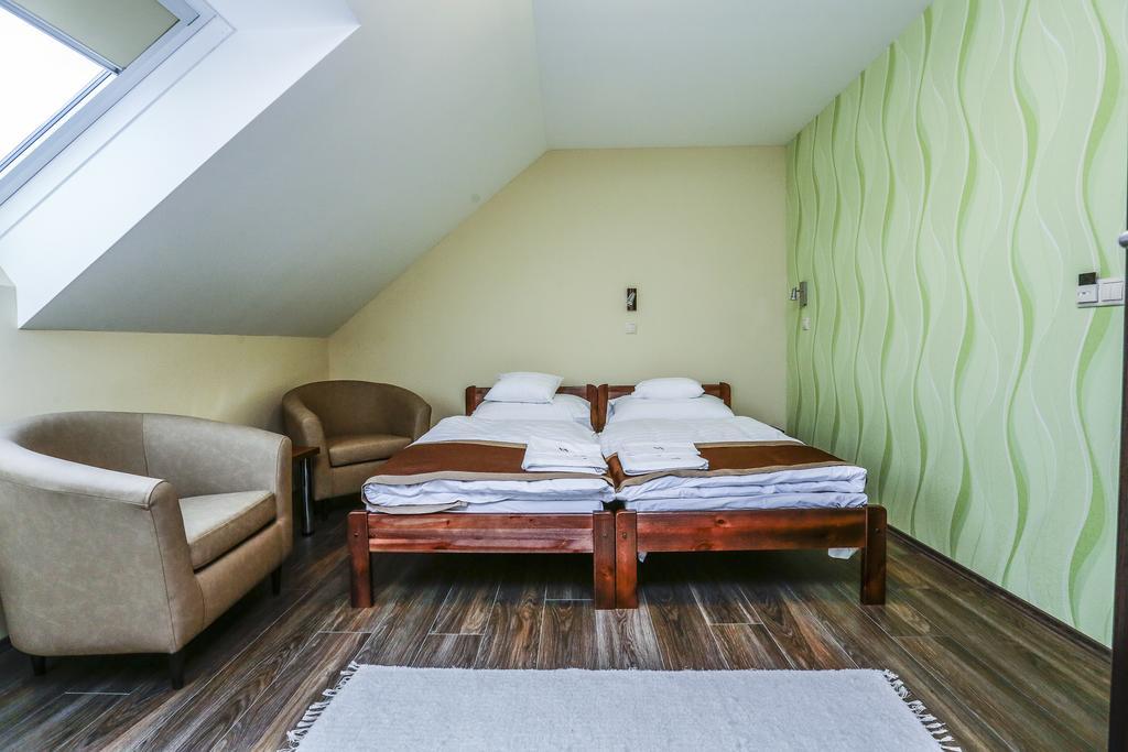 Gránátalma Vendégház Fehérvárcsurgó Camera foto